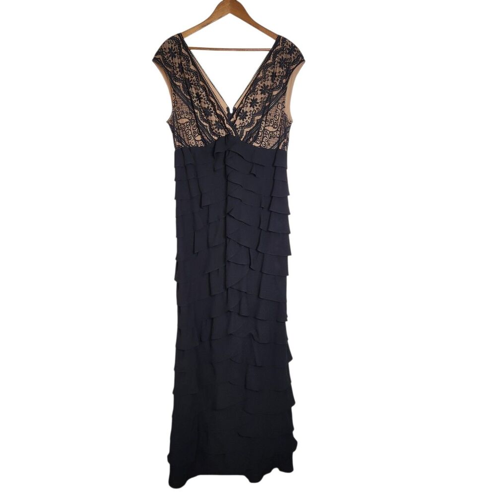 Adrianna Papell Evening Lace Shutter Pleat Bodycon Maxi Dress Black Nude Size 14